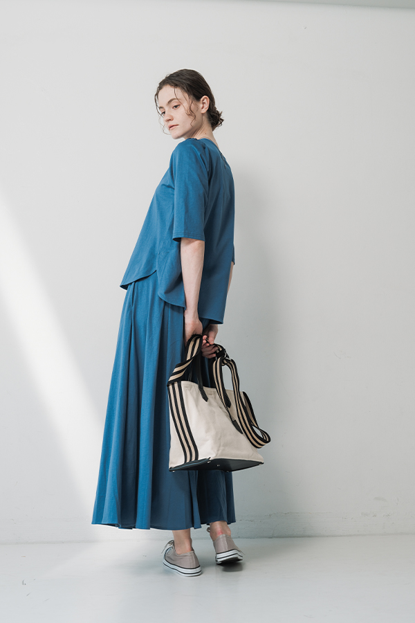 akane春夏コレクション