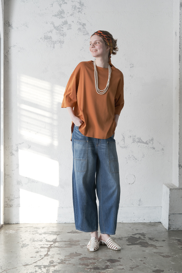 akane | AMU CREATE / あむう ファッション・婦人服の企画・販売