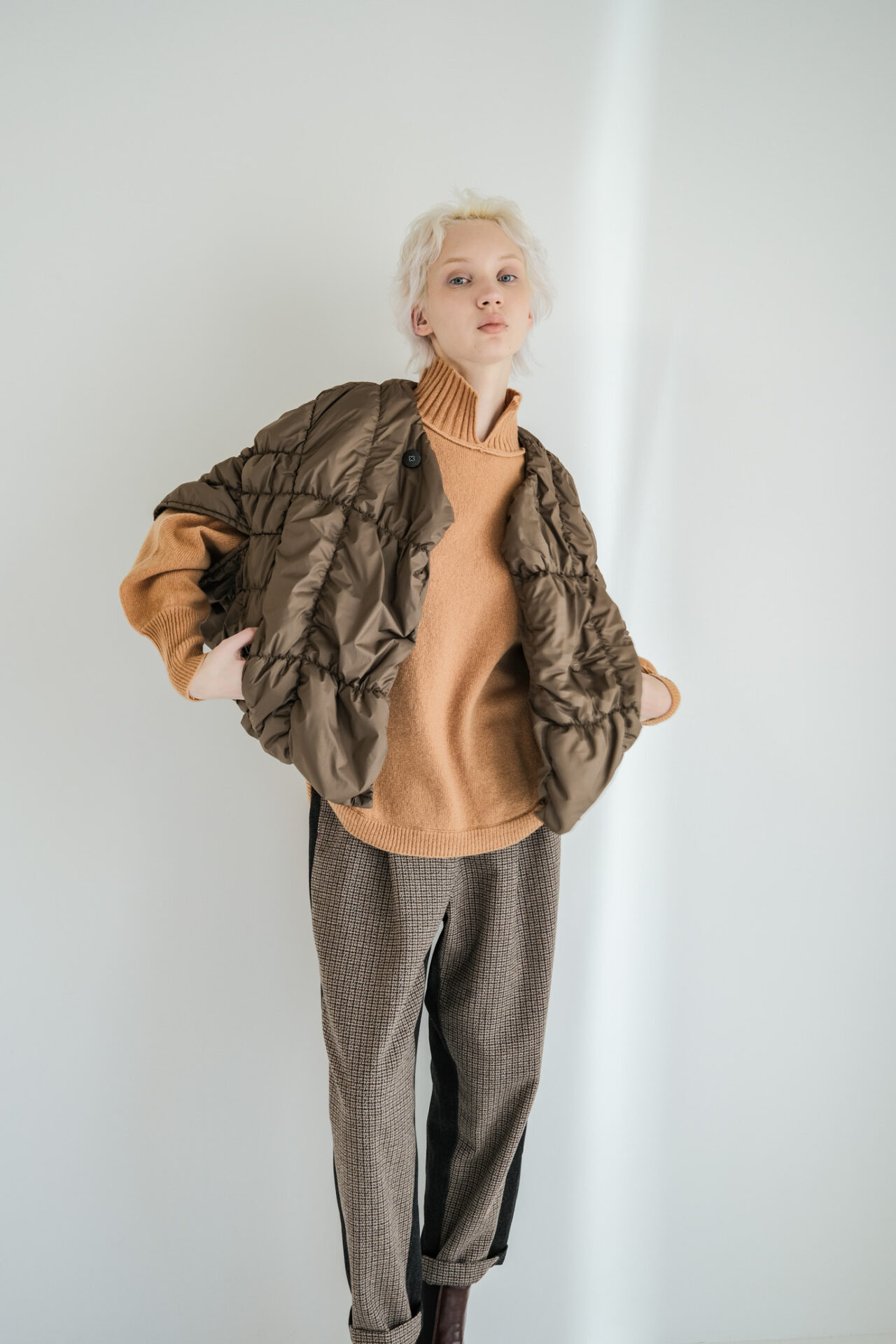 akane | AMU CREATE / あむう ファッション・婦人服の企画・販売