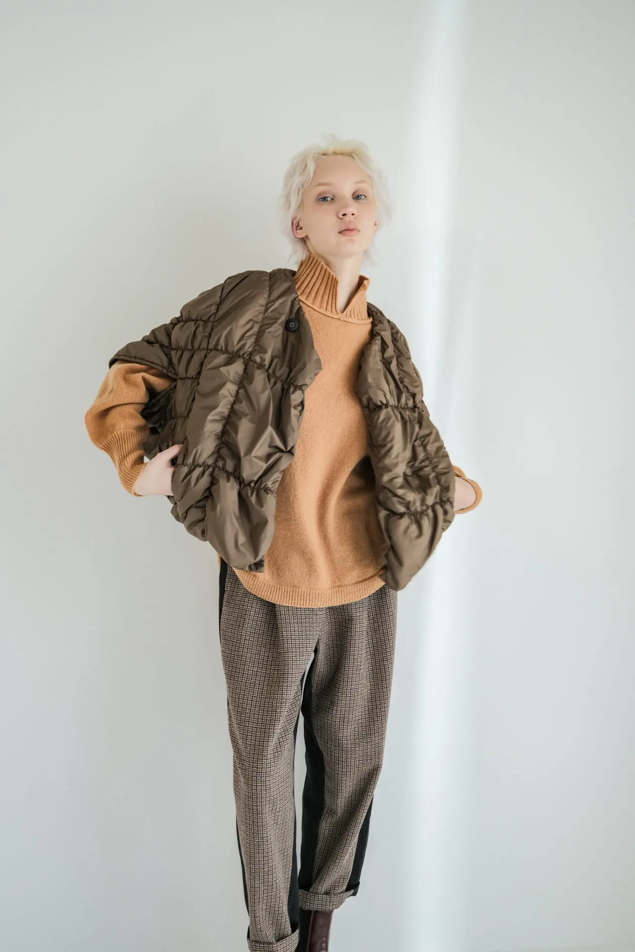 akane | AMU CREATE / あむう ファッション・婦人服の企画・販売